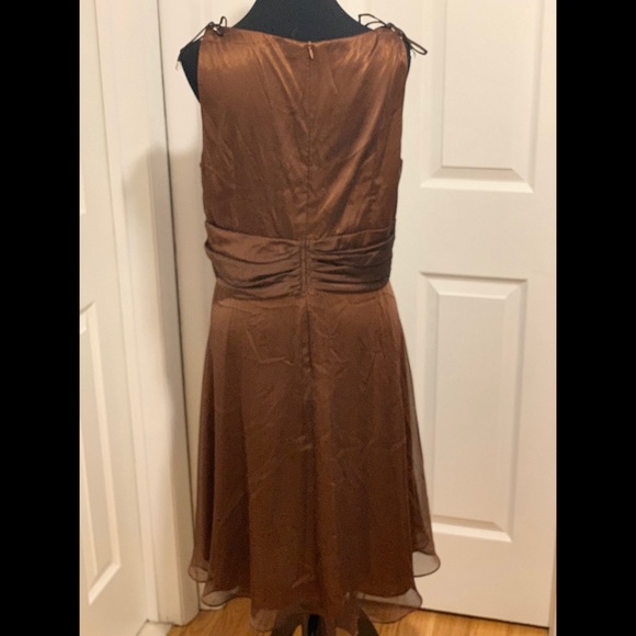 Dress - Picture 2 of 4